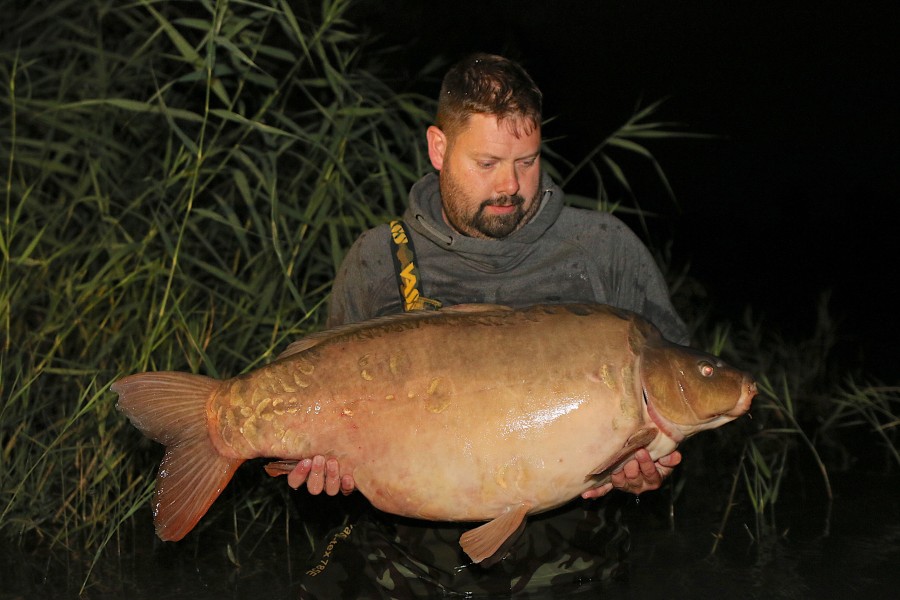 Another new 50lber in "Pawprint" who went 52lb 8oz !!!........
