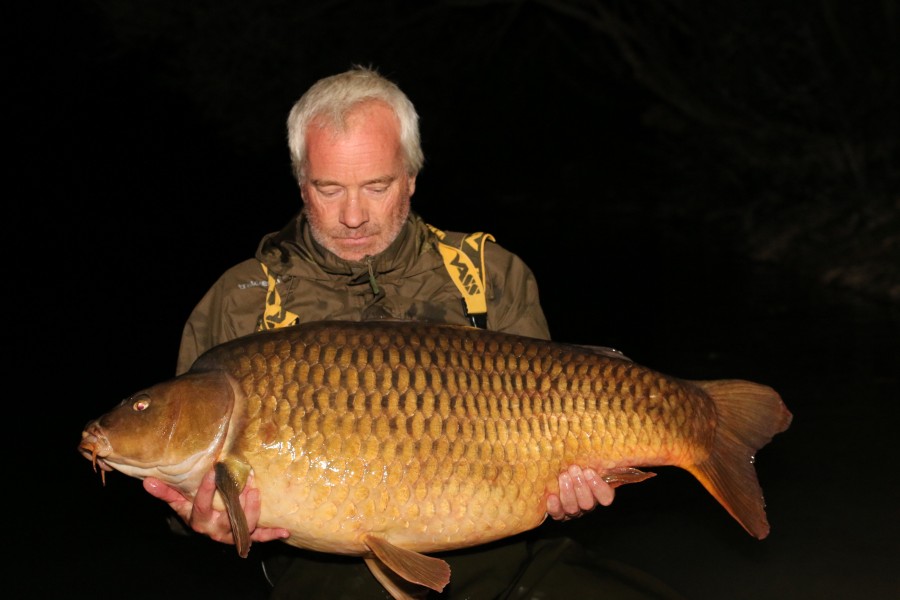 The rarely caught "Time Lapse" from "Bobs Beach"...........well done Richard, 55lb 4oz ........