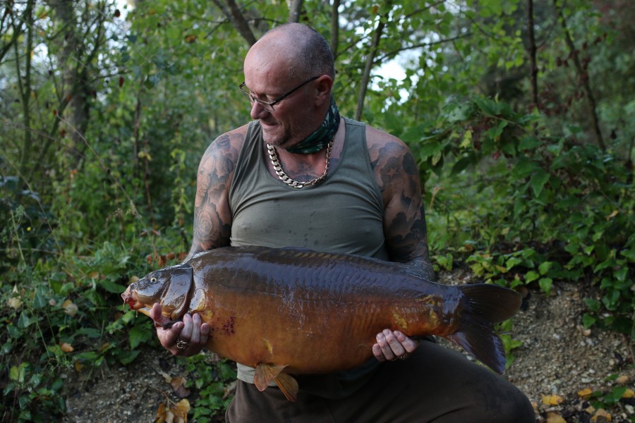 Brian King water till the last evening to bag "Mars Bar Muncher" at 35lb..........