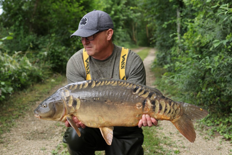 "Big Blue" at a respectful weight of 28lb 4oz...........