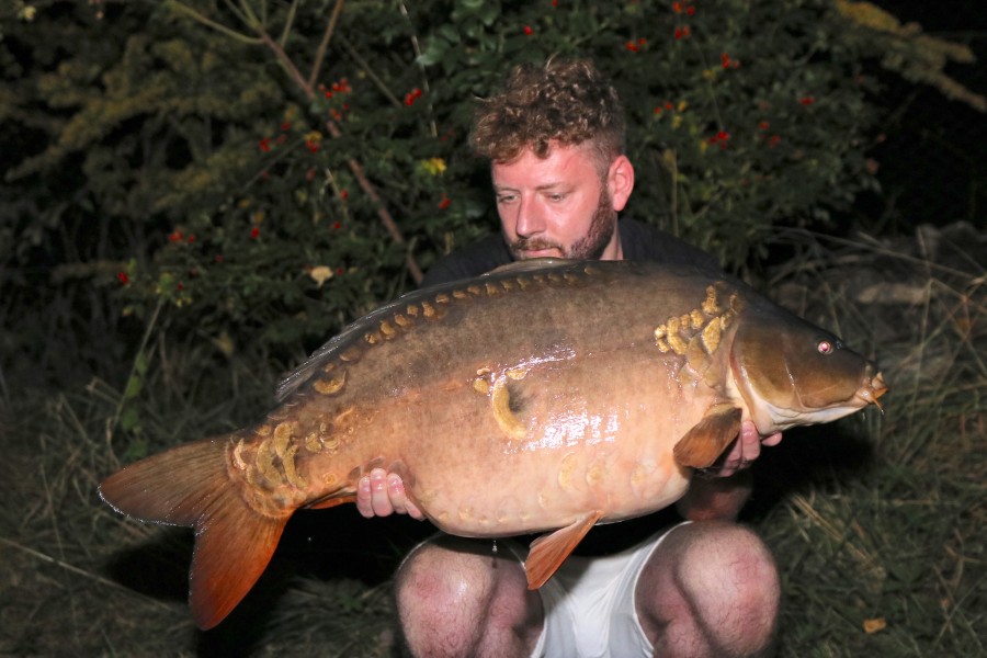 Just like the weather "Shmokin" hot this one at 33lb.............