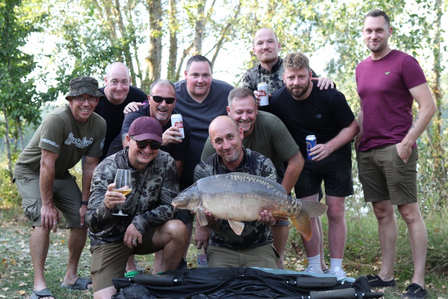 You have to love a group shot, even better with a fish in it :D............