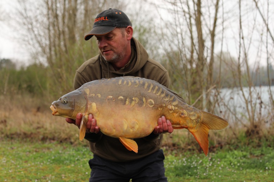 Rich snares one!!