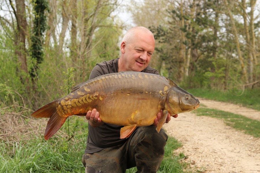 Adding another 3 to his total of 6 fish Big Girls was producing the goods