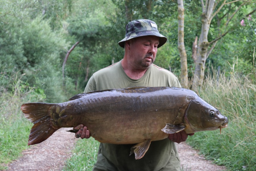 Talk about last knocking I nearly burnt the pastries for our departing guests well done mate "Slate Grey" at 45lb