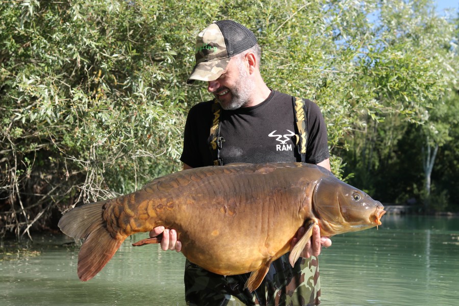 2 C,s at 51lb 12oz