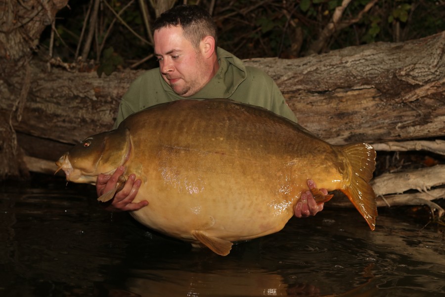 Peter with Split Pec at 64lb 4oz