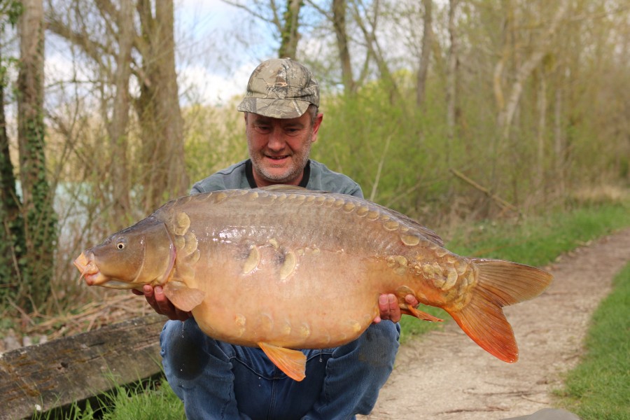 Ian With Shmokin 42lb