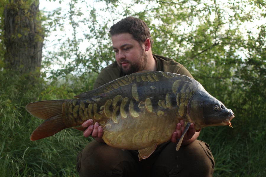 Matt with Sans Oeuf at 34lb 8oz Last morning bite!