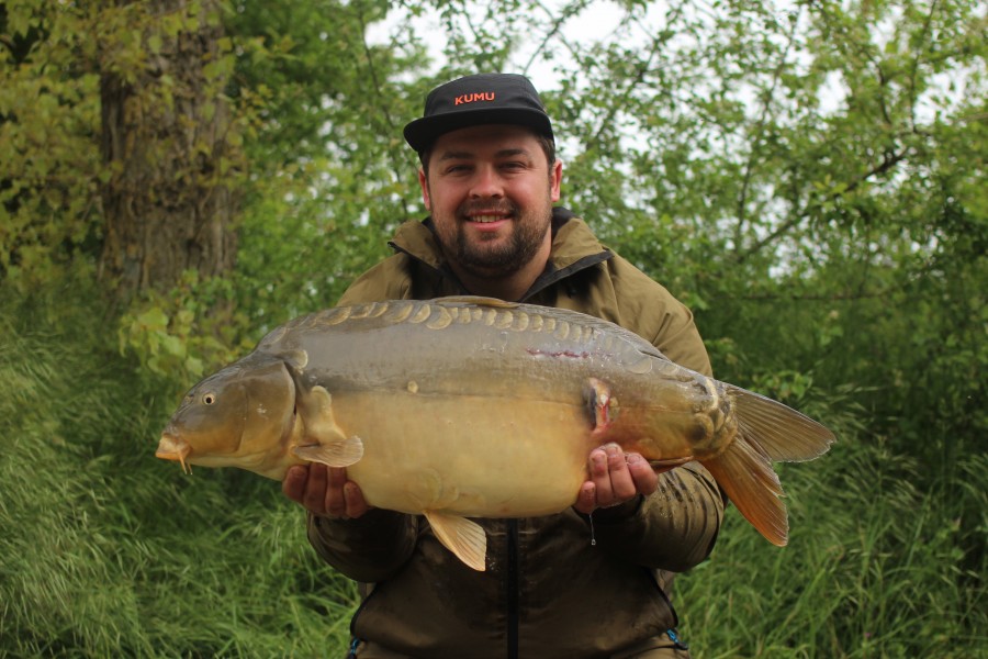 Matt with a lovely 27lb Mirror