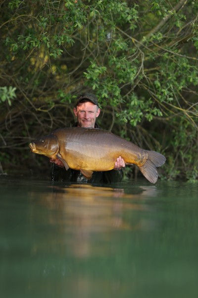 Short Dorsal 42lb