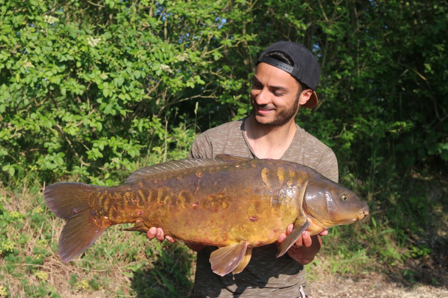 Basti with his final morning scaley one 'Long Leave' at 26lb 8oz