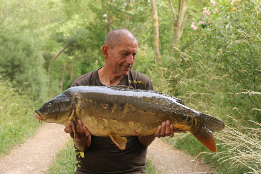 Tomi with Chavvy at 31lb 4oz