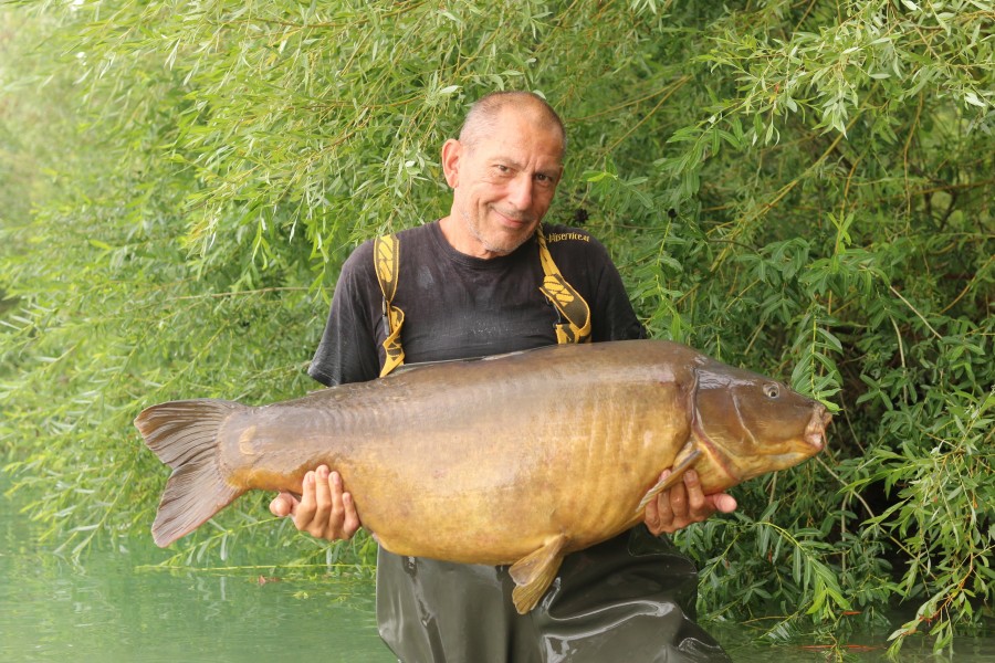 Tomi with The Spotty Leather at 63lb 8oz