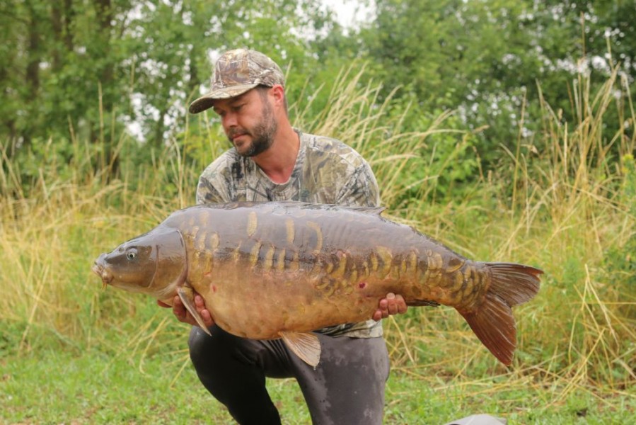Brad with Chop Dorsal at 49lb 2oz what a way to finish your week a