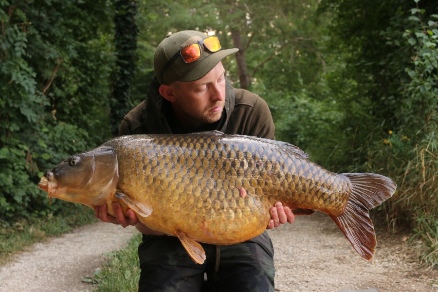 Another 40lb common for James, Lennie's weighing 44lb 12oz