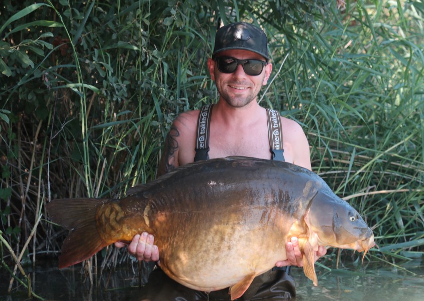 John Ling with The Up Front Mirror at 52lb