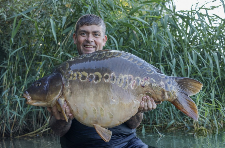Pearly Lin 48lb 14oz