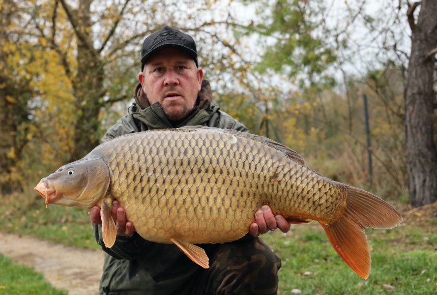 Chris with a 28lb Common.