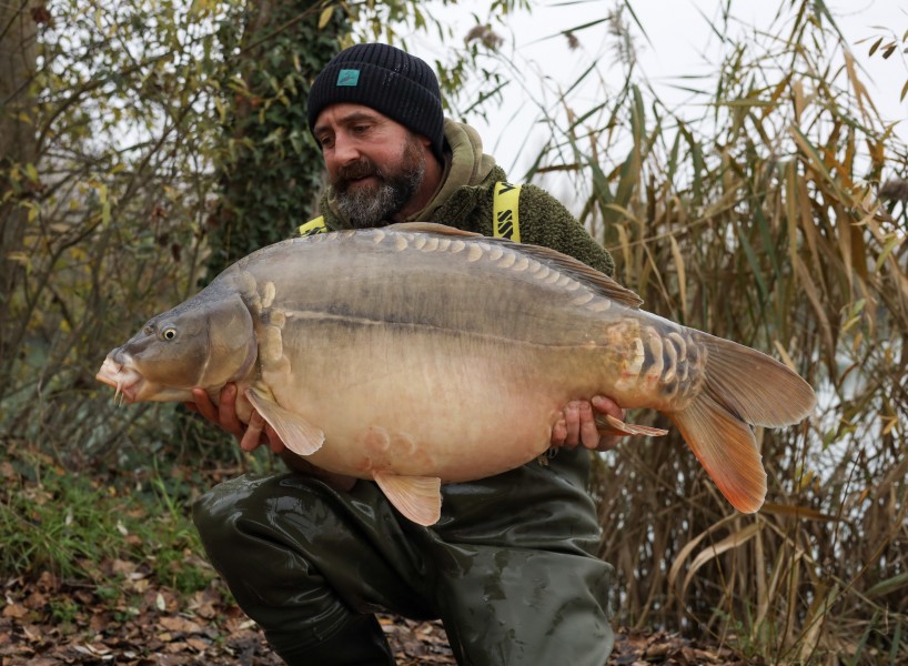 Chris with ' Fluey' 43lb 14oz.