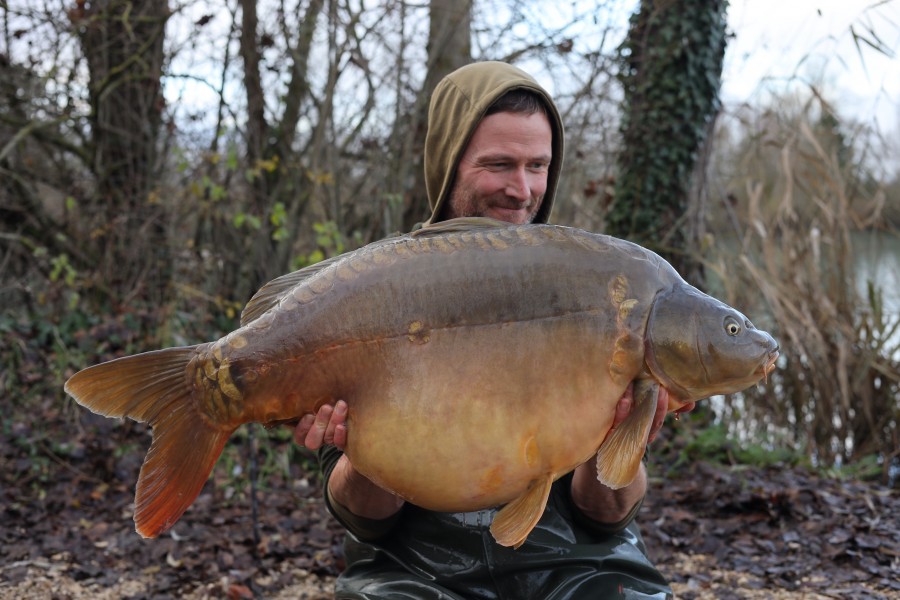 Pecky with Violet at 44lb 4oz