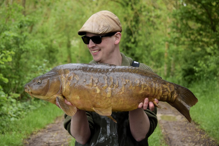Sam's first taste of the action, Folded Tail Scaly 23lb 10oz