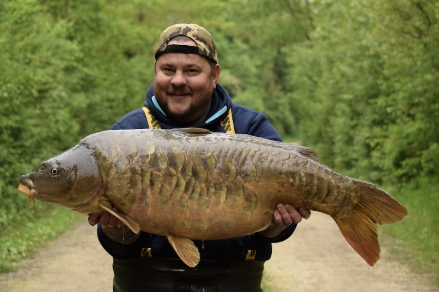 This one made Rick's week, Buzz's Kamo at 42lb 4oz
