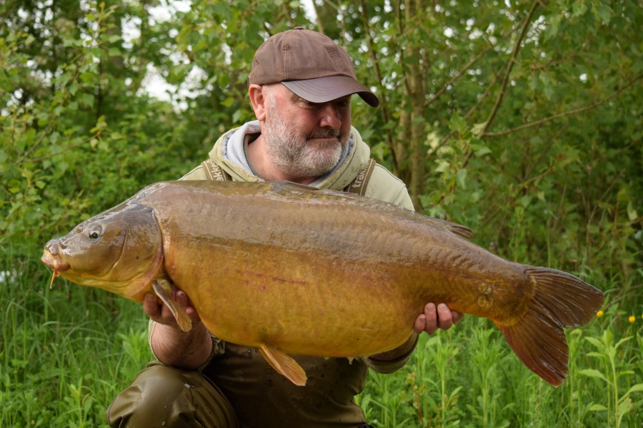 A rare visitor to the bank, Baby Leather 36lb 8oz