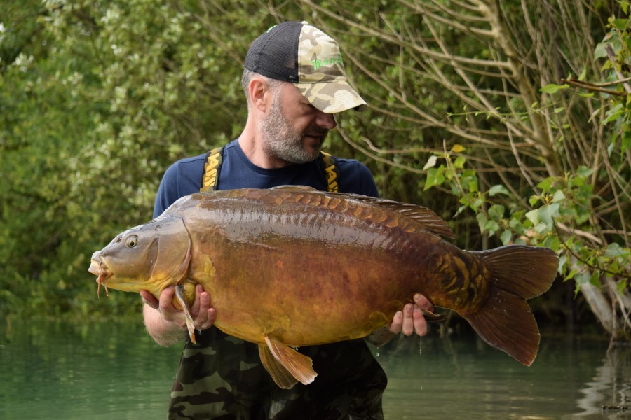 Mr Tong for Andy Lewis in Big Southerly, 49lb 4oz