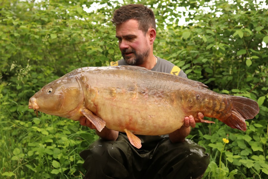 Greg Jones with Bite Mark at 36lb