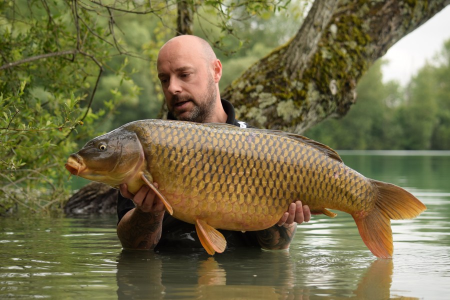 Stuart in Co's with Eternity 30lb 8oz
