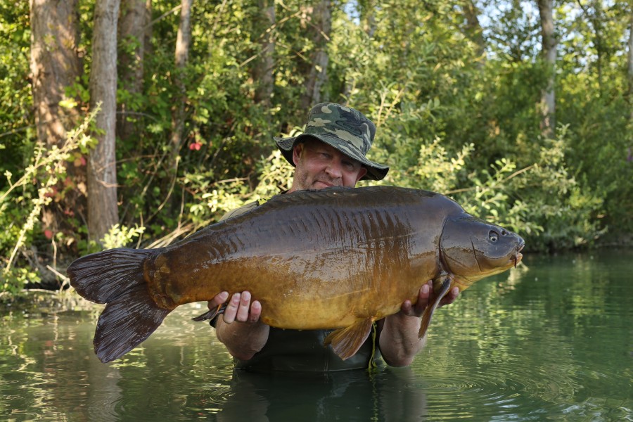 Jason with Short Dorsal