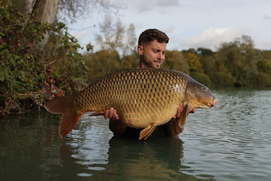 Septimus 53lb for Steve in Bob's Beach, his first PB