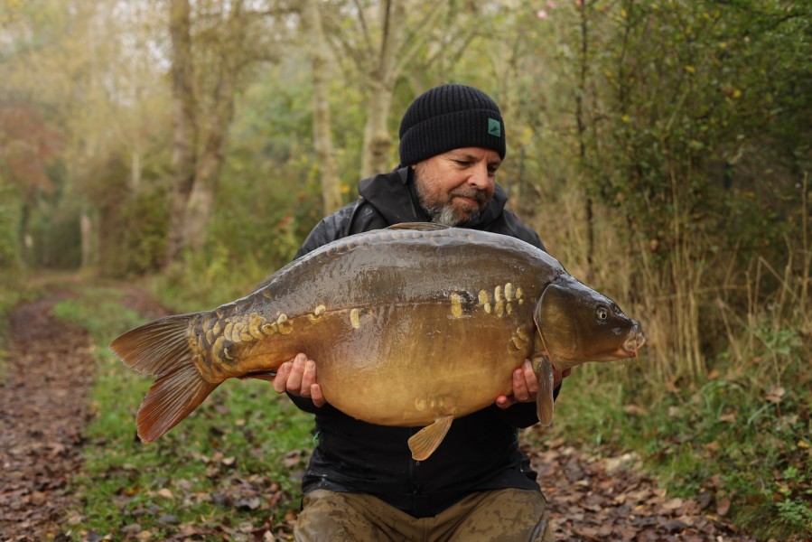 Buzz with Dirty Mags, 34lb