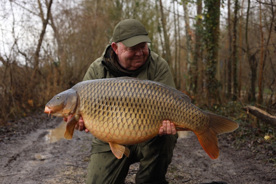 Bill Hodkin with Alfred from Big Suv at 44lb