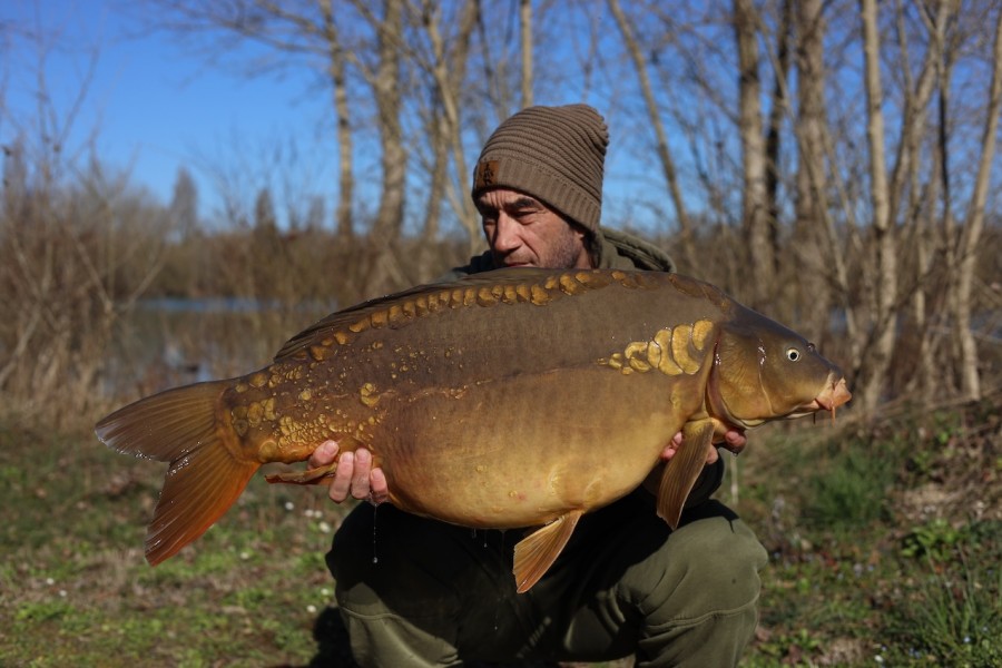 Mark in Pole with Mr Universe at 39lb 8oz