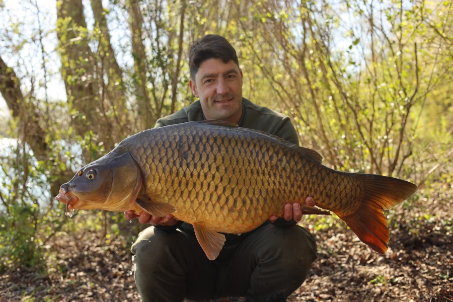 Joe with Schnuffler at 31lb 8oz