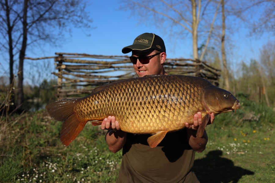 Dingle with his 35lb 4oz common