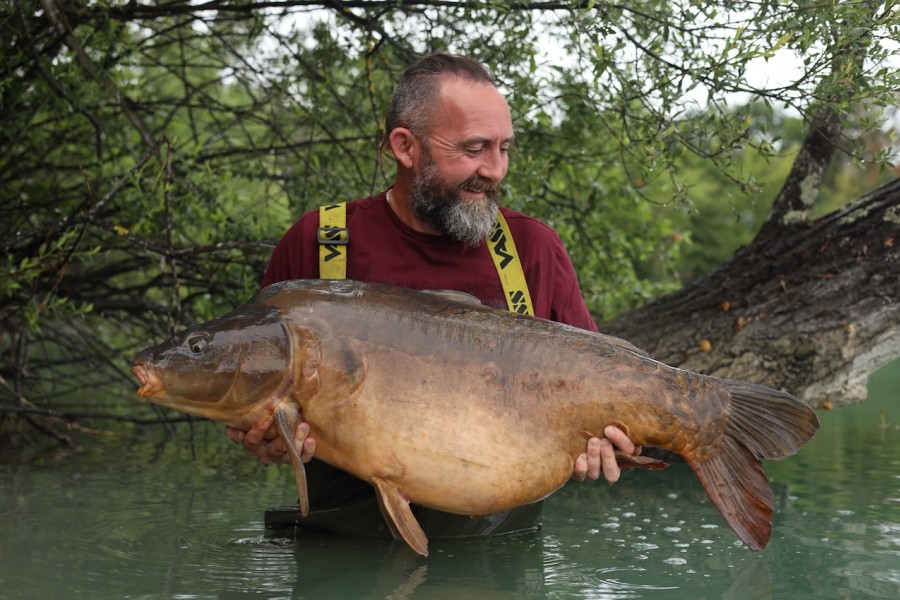 Chris Clarke with 2 C's 51lb